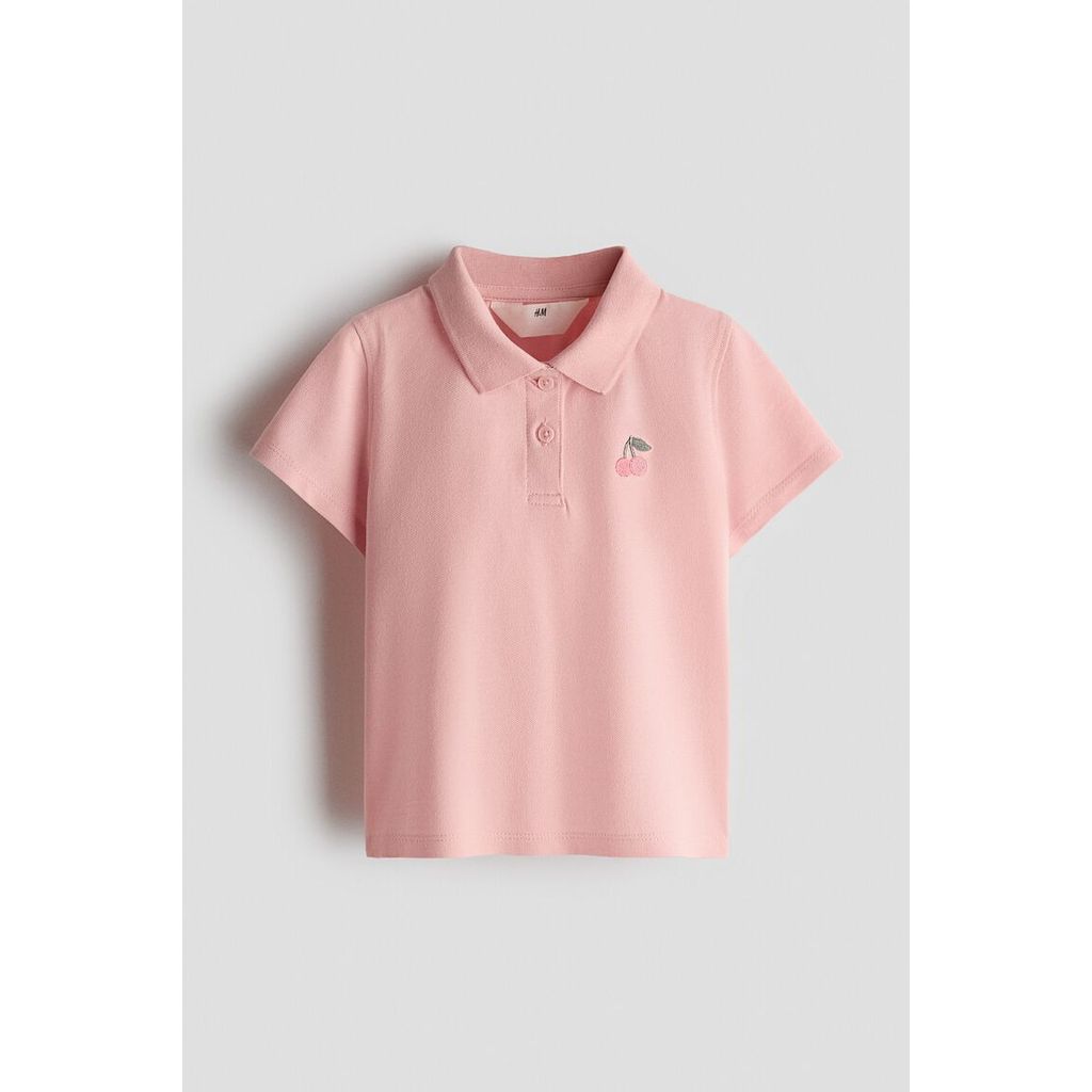 H&M(เอชแอนด์เอ็ม) เสื้อโปโลผ้าคอตตอนปิเก้ เด็กหญิง 1333967_2