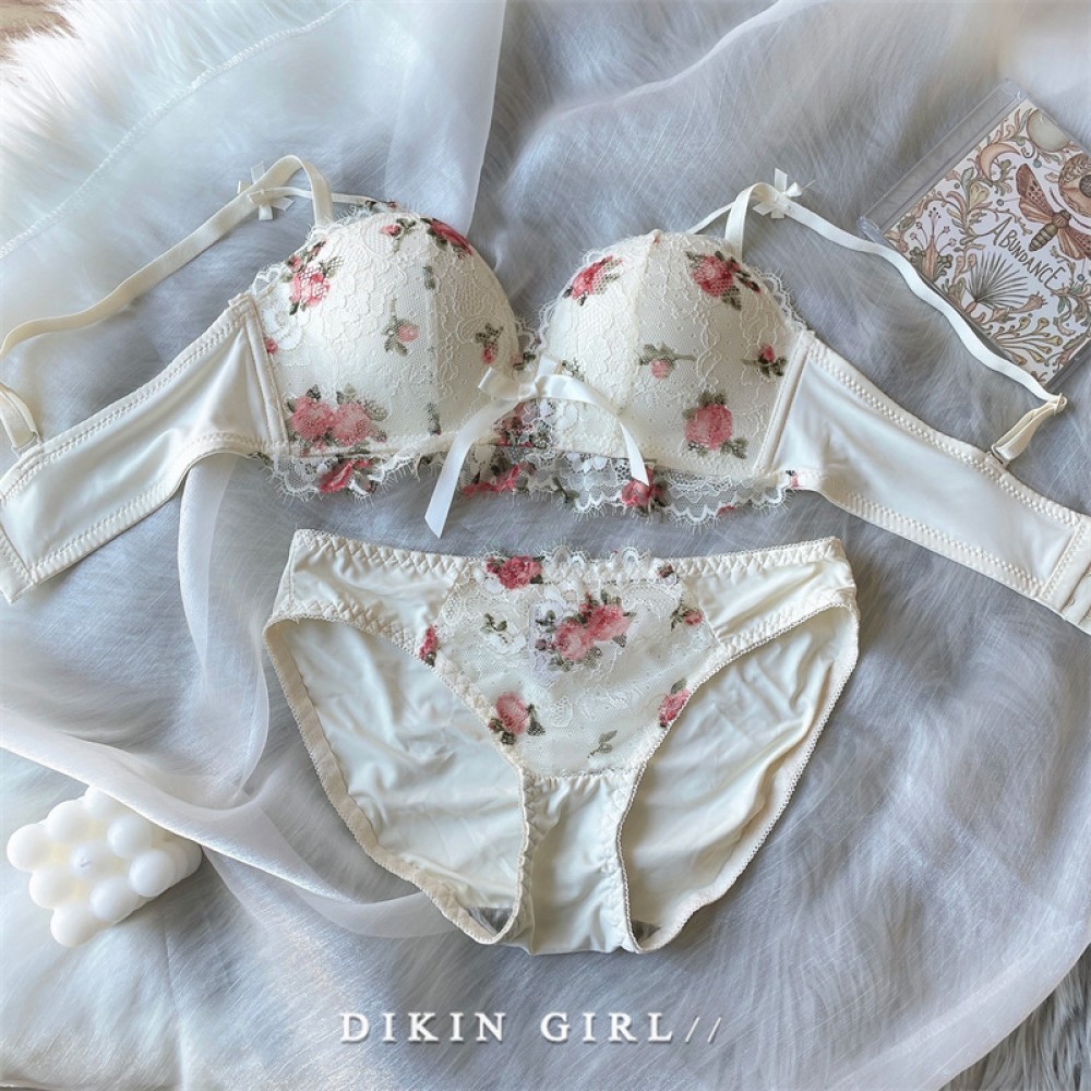 Q th Vintage Oil Painting Rose Wireless Women s Bra Red Suit GT 38 85ab Shop Lzbao27 th ✨Lzbao50.th✨