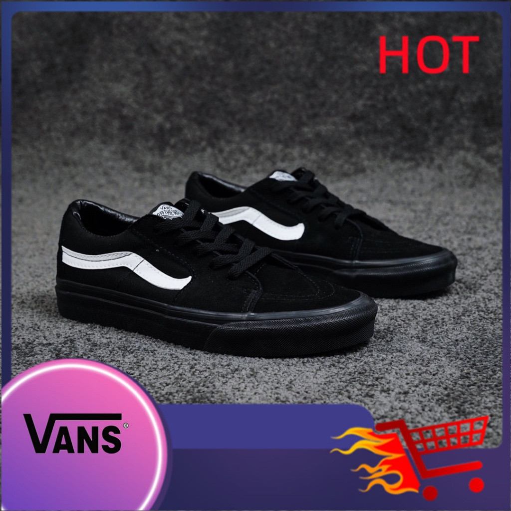 รองเท้าผ้าใบ Vans Sk8 Low Yuwenle สีดํา