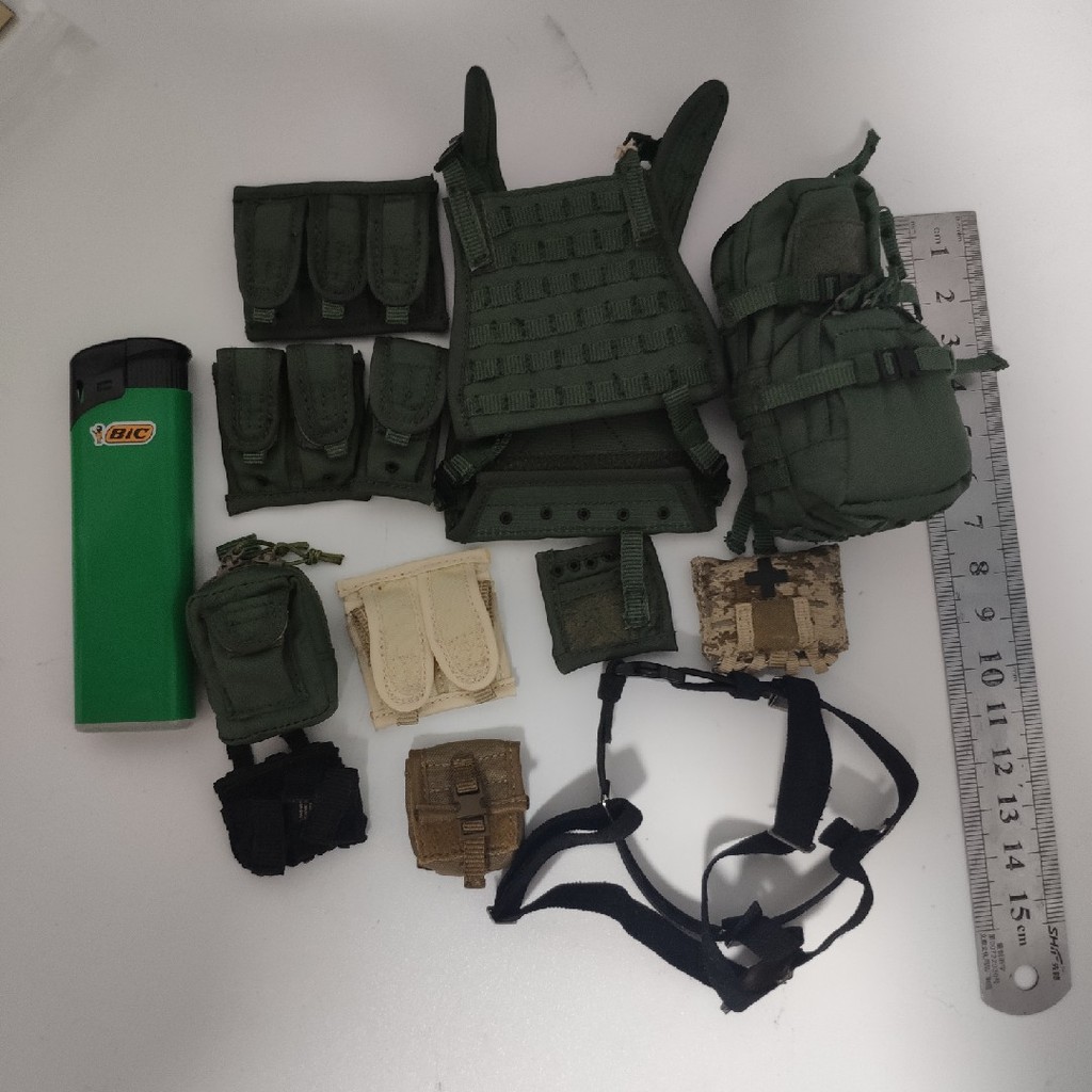 1/6 Soldier DAMTOYS DAM78060 Venue US Army Old School Seal Chest Bag Tool