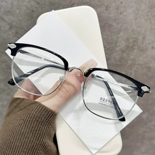 👓พา(+0~+400) สายตายาว 👓 แว่นอ่านหนังสือป้องกันแสงสีฟ้าน้ําหนักเบาเป็นพิเศษแบกแว่นตาผู้สูงอายุแว่นตาอ่านหนังสือแฟชั่นชายแล 063