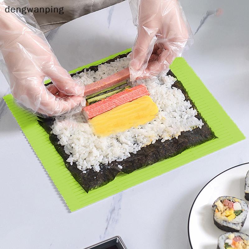 [Dew] DIY ซิลิโคนซูชิ Roller Mats ล้างทําความสะอาดได้ซูชิม้วนแม่พิมพ์ Mat DIY อาหาร Rolling Rice Rolling Maker เค้กม้วน Pad [TH]