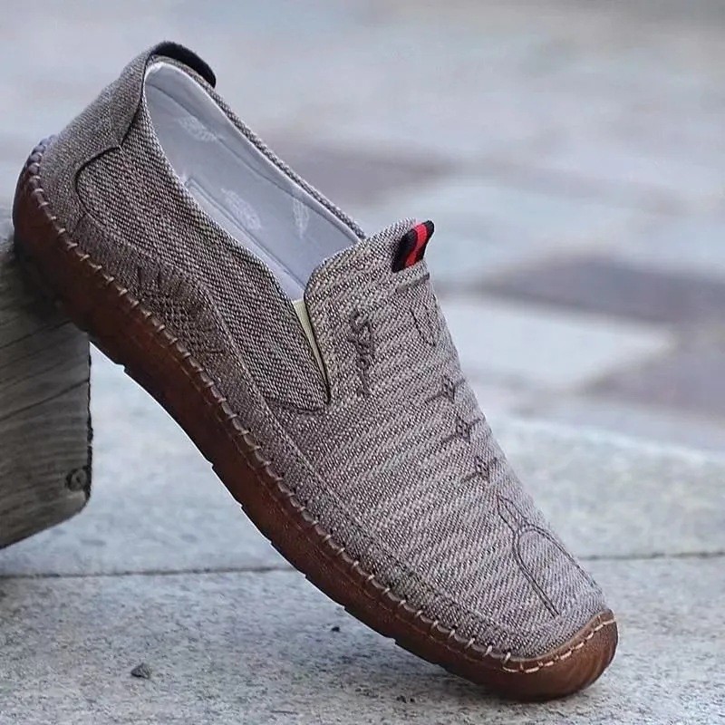 Casual All-Matchแฟชั่นอินเทรนด์Simple Minimalistเก่าปักกิ่งผู้ชายBreathableผ้าลินินรองเท้าBeat Tendon Sole Slip-Onกลางอายุผู้สูงอายุรองเท้าพ่อขี้เกียจPeasรองเท้านุ่มแต่เพียงผู้เดียว
