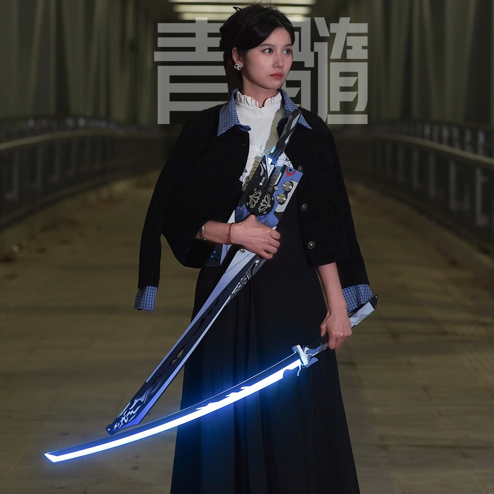 [Pre Order] ดาบชิราซายะกึ่งปิดฝัก Yeyuan / Qingsui (มีไฟ) Crimson Weave (Punishing: Gray Raven) พร็อ