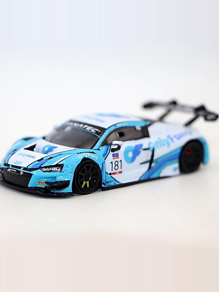 Out of Print Car Model Para64 Alloy Car 1 64 2022 Audi R8 Audi LMS Racing Model Alloy Toy Car Decora