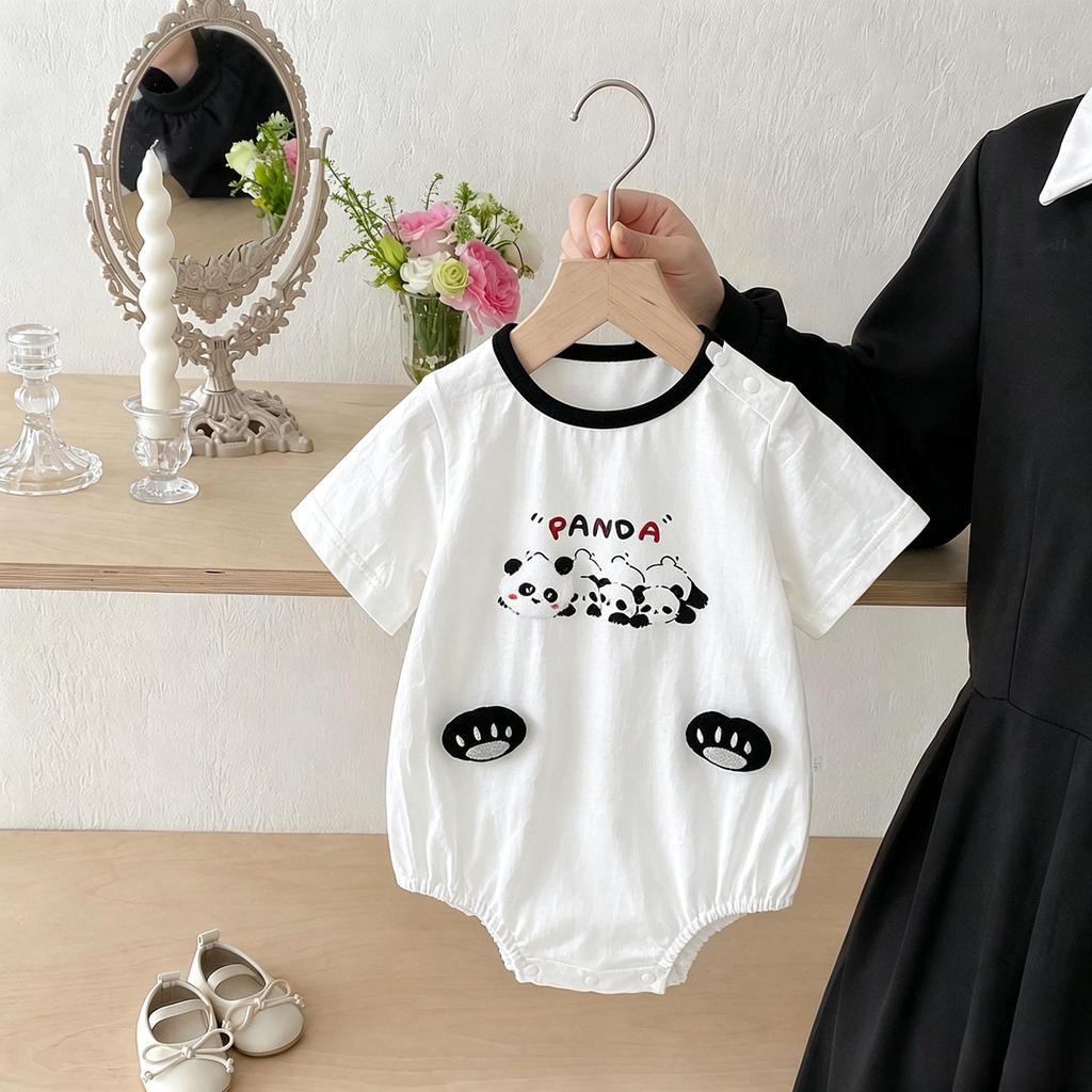 ผ้าฝ้ายแท้ฤดูร้อนใหม่เสื้อผ้าเด็กชายหญิงบอดี้สูท 0-24 เดือนการ์ตูนแพนด้าพิมพ์บางนุ่มสไตล์เกาหลีออกไป ชุดรอมเปอร์