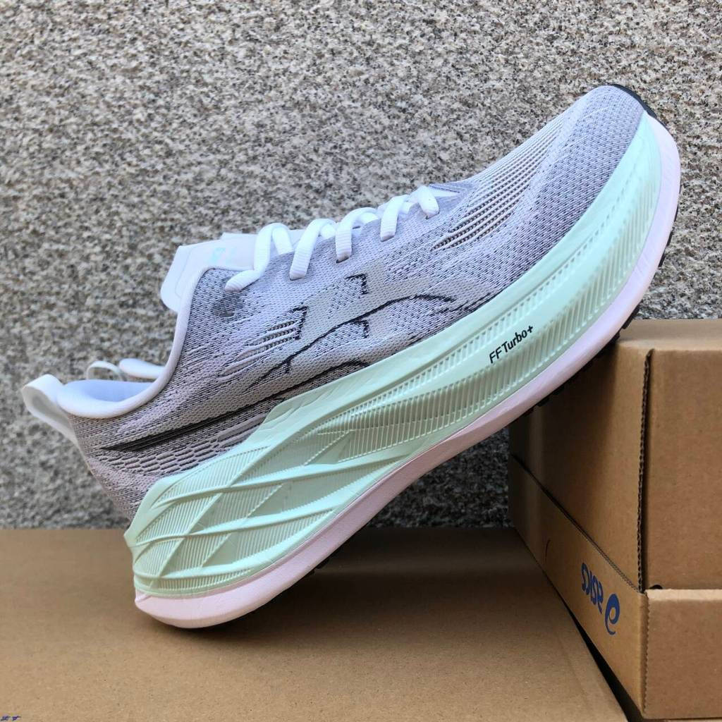 รองเท้าวิ่ง SUPERBLAST 2 Unisex WK8E