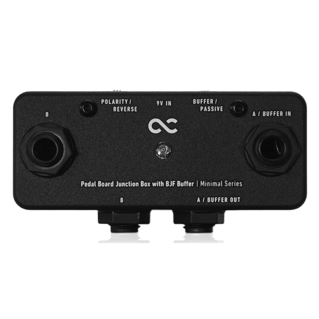 One Control Minimal Series Pedal Board Junction Box with BJF Buffer/Junction Box Buffer Equipped  - 