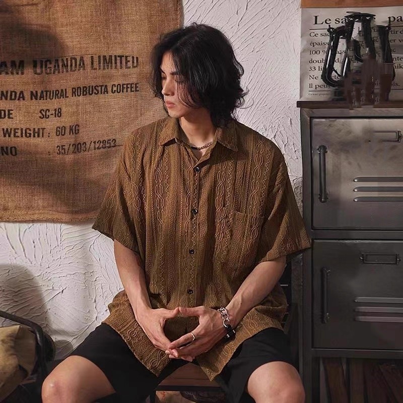 M-3XL เสื้อเชิ้ตผู้ชาย เสื้อยืดแขนสั้น สไตล์เรโทร ทรงหลวม เสื้อตัวบน ดีไซน์โปร่ง ผ้าบาง