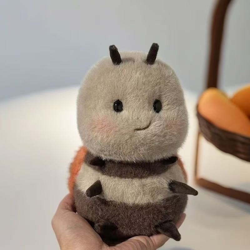 COD 23cm ตุ๊กตาผึ้ง ตุ๊กตาผึ้งการ์ตูน ตุ๊กตาเต่าทองเจ็ดดาวนุ่ม ตุ๊กตาผึ้ง เต่าทอง นุ่มและน่ารัก ของเล่นตุ๊กตา - รูปที่ 4