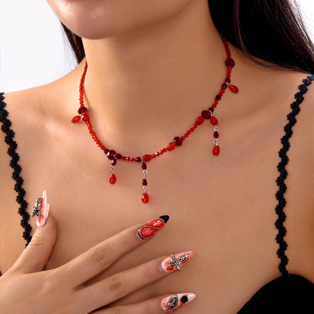 【Ready Stock】 European and American Goths Style Blood Drop Necklace Halloween Retro Minority Dark Bl