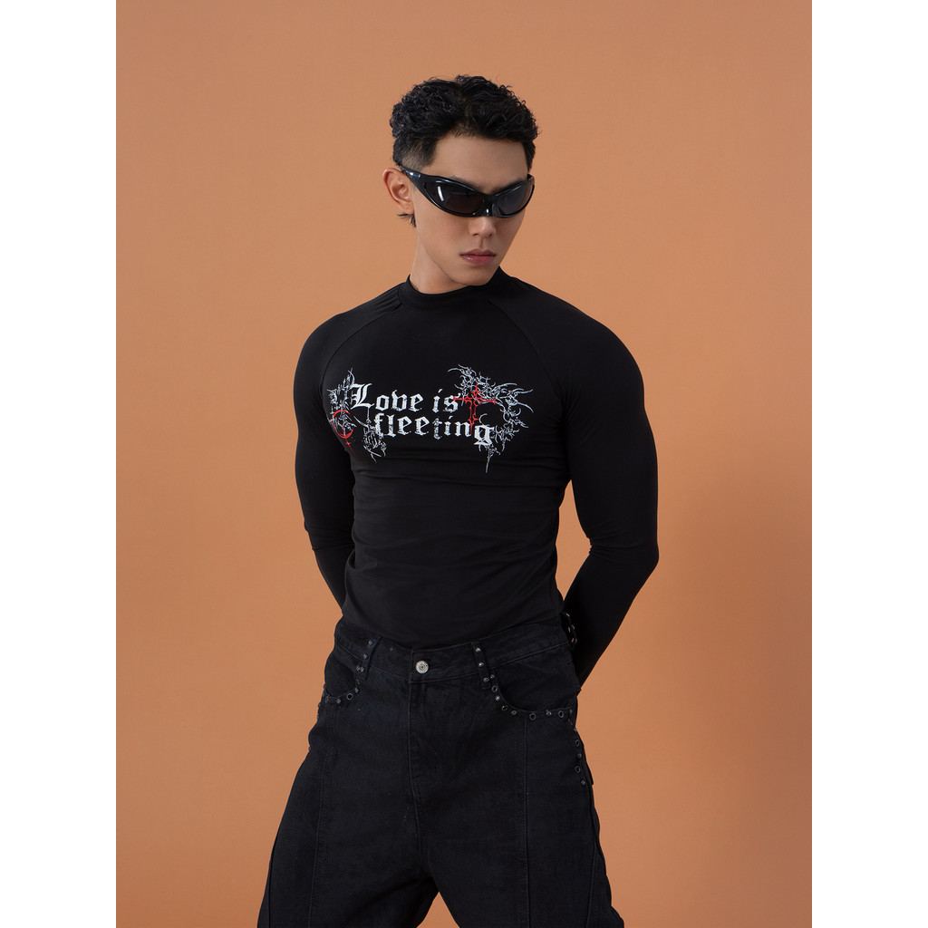 CLP สีดําโกธิคข้อความพิมพ์ผอมแขนยาวเสื้อยืดผู้ชายผู้หญิงSlim-FitยืดกีฬาBottomingรอบคอสบายๆT
