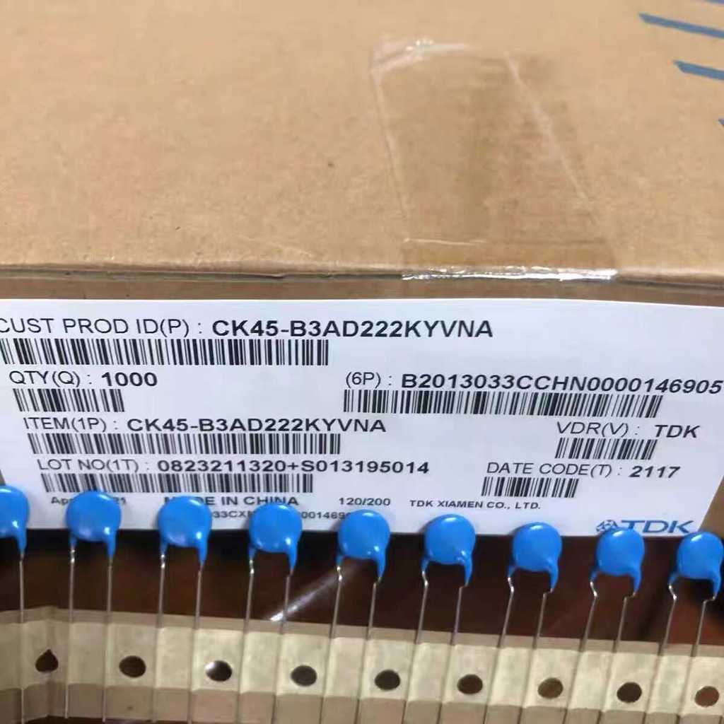 Braided High Voltage Porcelain Sheet Capacitor 222K 1KV 102K แผ่น 6.5 มม.ตรงเท้า Pitch 5 มม.ข้อผิดพล