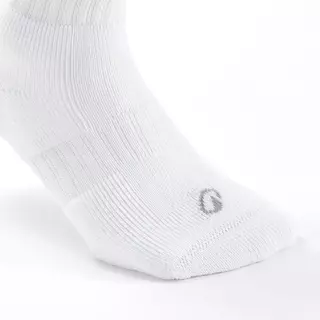 Decathlon Mid-High Sports Socks Tri-Pack Rs 500 ถุงเท้ากีฬาข้อกลางรุ่น Rs 500 แพ็ค 3 คู่ - White