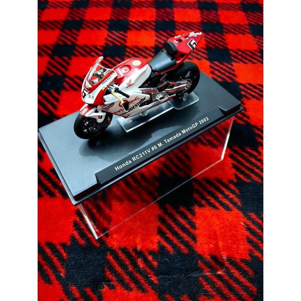 [ออกพิมพ์] ixo 1/24 HONDA HONDA RC211V #6 MT (มีคําถามใดๆโปรดติดต่อฝ่ายบริการลูกค้าออนไลน์ได้)