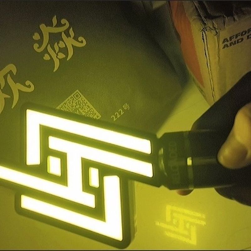 [โคมไฟมือ Luhan Four Patrol] Luhan Cheer Stick Four Patrol Concert Cheer Stick Replica Luhan สินค้าแ