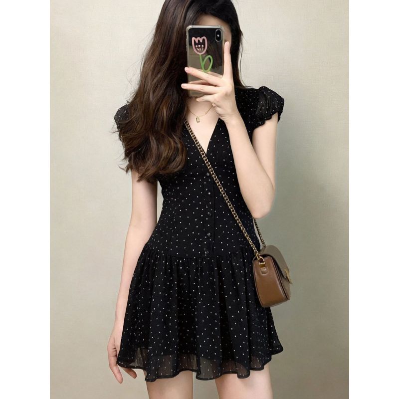 [สินค้าใหม่] Tea Breakภาษาฝรั่งเศสคําสีดําPka Dot Vคอชุดชีฟองผู้หญิงฤดูร้อนแคบเอวSlimmerดูA-Lineกระโ