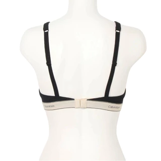 CALVIN KLEIN เสื้อชั้นในผู้หญิงตะขอหลัง Triangle Bra Heritage Cotton รุ่น QF8369AD UB1 - สีดำ