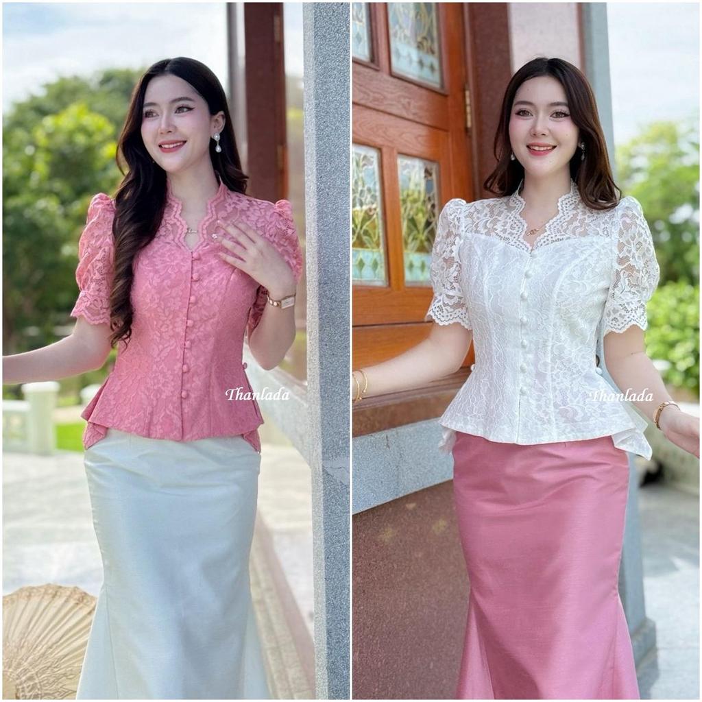เสื้อลูกไม้-รุ่น Rosie (โรซี่) (TA) แขนสั้น กระดุมหน้าแกะได้ งานอัดกาวใส่สบาย ทรงสวยเข้ารูป แพทเทิร์นเป๊ะ