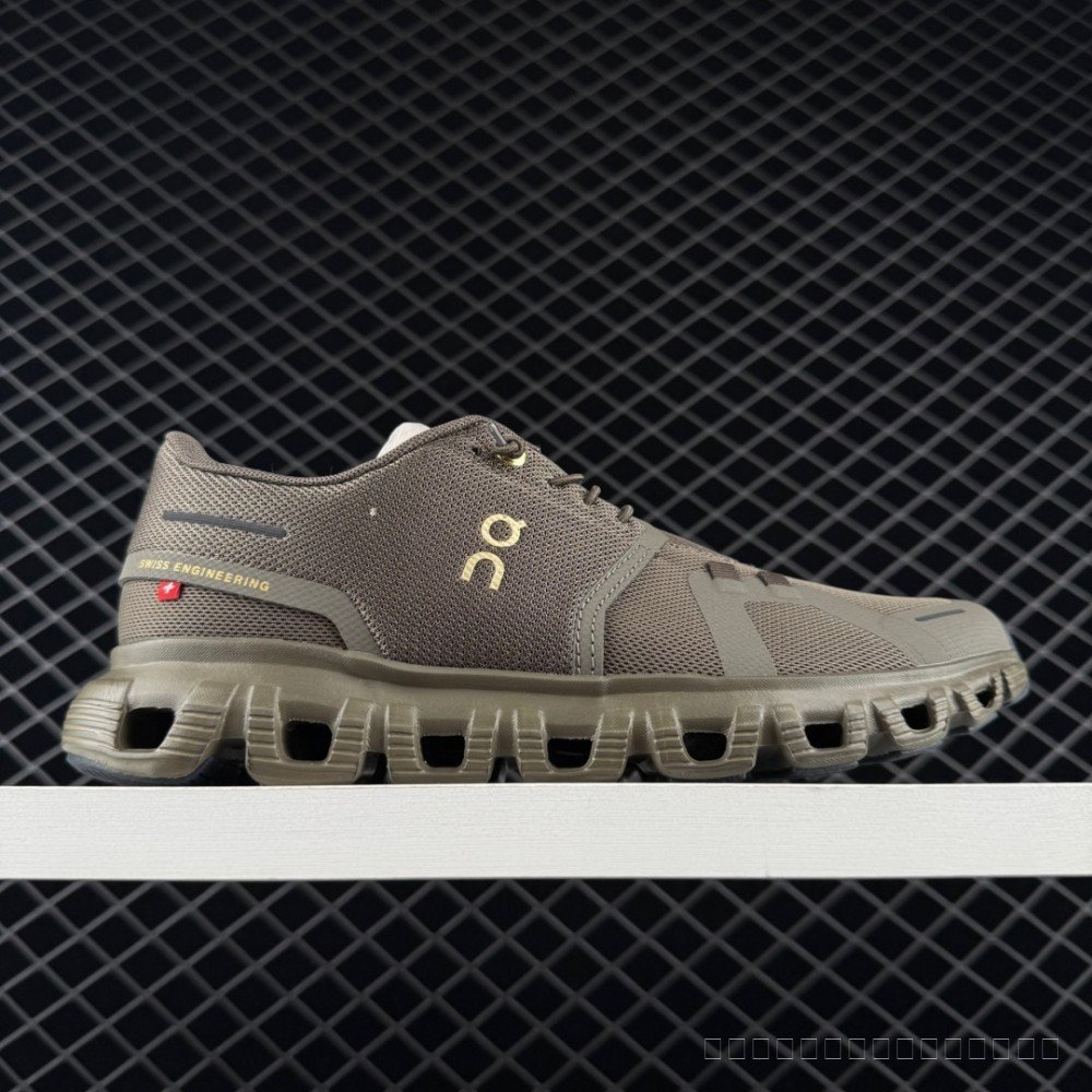 On Running Cloud 6 Cloud6 ปีม้า Limited Edition รองเท้าผ้าใบ Unisex น้ําหนักเบาตาข่ายระบายอากาศ 2026