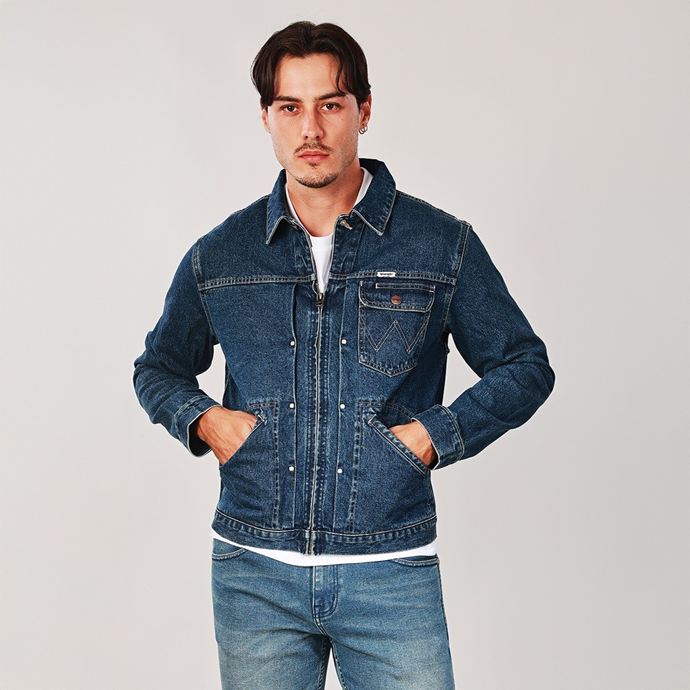 WRANGLER เสื้อแจ็กเก็ตผู้ชาย คอลเลคชั่น Biker Look ทรง Regular รุ่น WR F425MJKTN03 สียีนส์กลาง — صورة 4