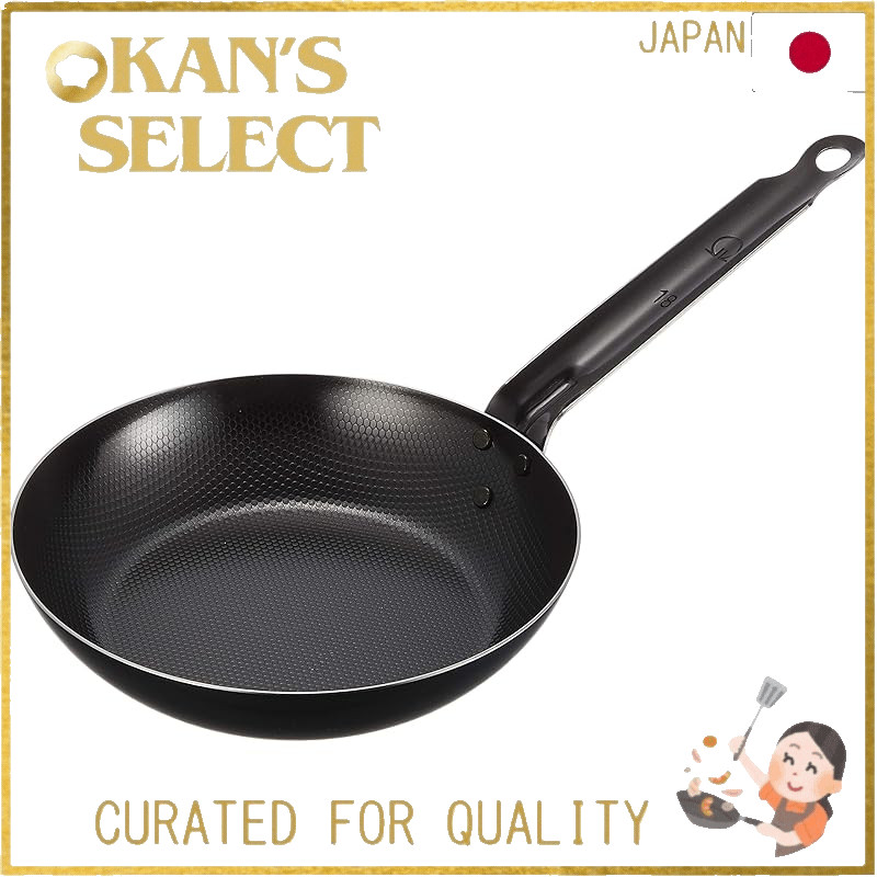 Endo Shouji TKG Iron Frying Pan 18cm

- The surface has an embossed pattern that reduces the contact