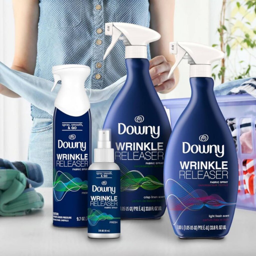 สเปรย์ฉีดผ้าเรียบ Downy WrinkleGuard Wrinkle Release Fabric Spray