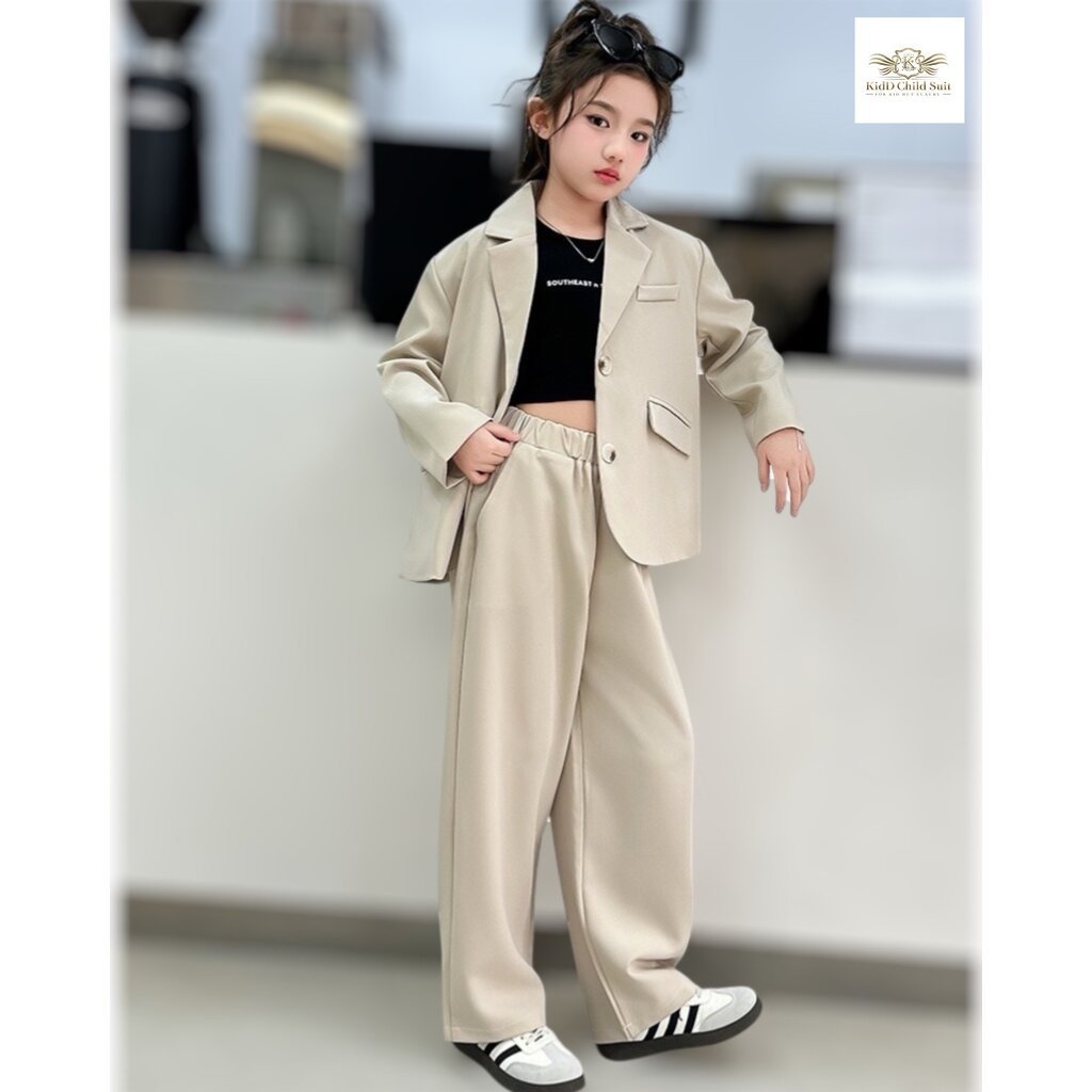 Girl Suit สูทเด็กหญิง Kid Suit สูทเด็กสีครีมเบจ เซท 2 ชิ้น เสื้อสูท+กางเกง ขนาด 130, 140, 150, 160 (ประมาณ 6 ถึง 13 ปี)
