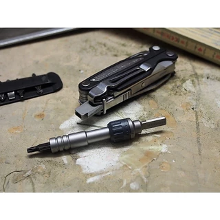 Leatherman Ratchet Driver ตัวเสริมอุปกรณ์ Leatherman Tools สำหรับช่วยให้ขันสกรูและน๊อตได้สะดวกขึ้น