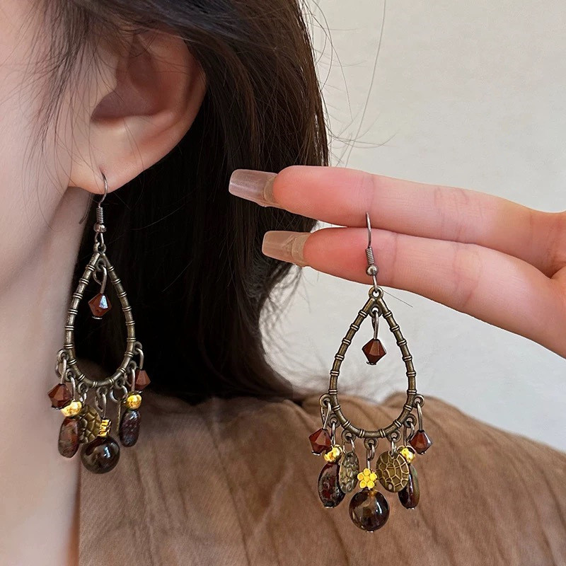 สไตล์ชาติพันธุ์ต่างหูลูกปัดหญิงใหม่จีนRetro Hollow Water Dropต่างหูBohemianต่างหูยาวU8UL