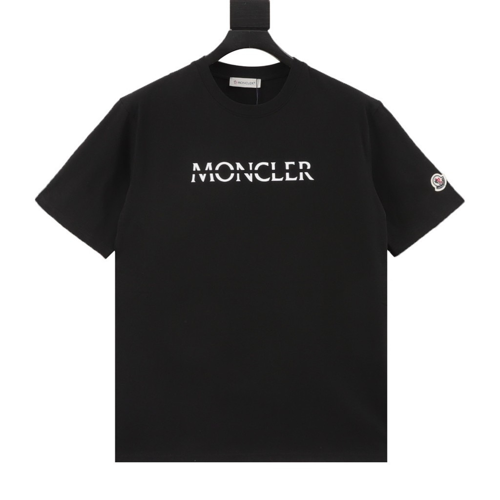 Moncler/Mengkou 2026 คลาสสิกรอบคอแขนสั้นเสื้อยืดผู้ชายผู้หญิงสไตล์โลโก้การพิมพ์ญี่ปุ่น Co-Branded Or