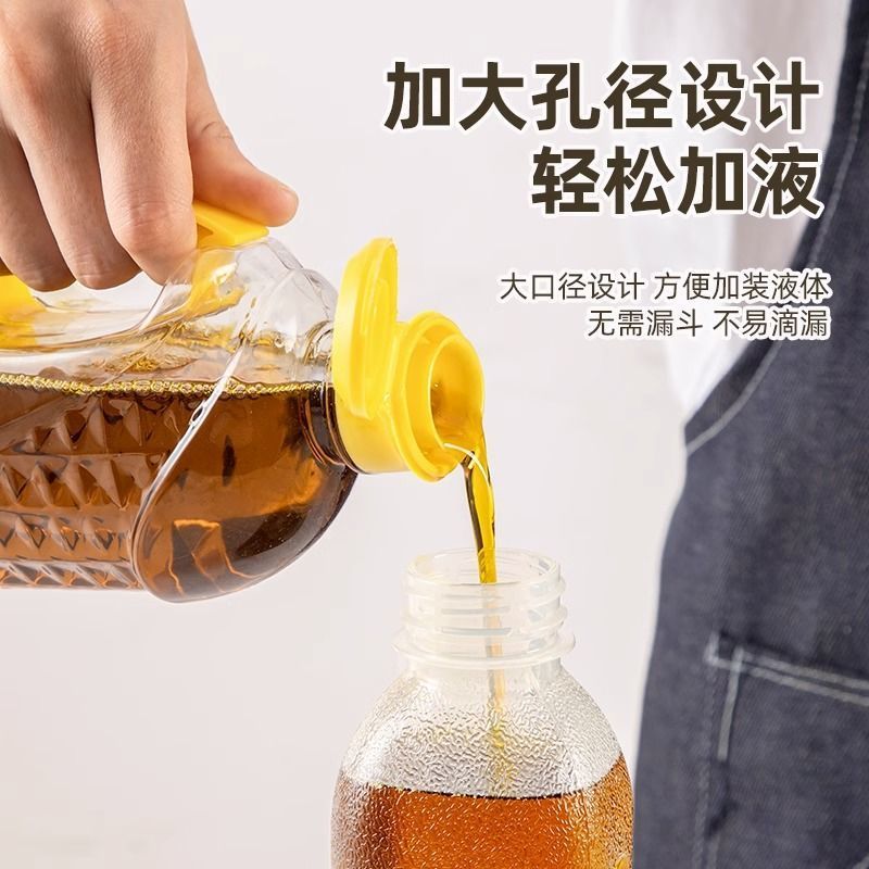 油壶尖叫油瓶醋壶调料瓶酱油瓶厨房家用商用食品级PP挤压喷油瓶Oil can, whistling oil bottle, vinegar jug, seasoning bottle, soy sauc