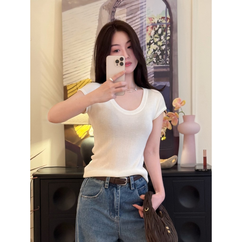 Cao Daman Triacetic Acid Wool Slimmer ดู Slim-fit U-คอแขนสั้นเสื้อยืด Pure Desire