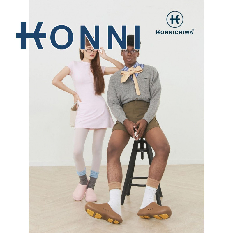 KONNI.SHOES รองเท้าแบบสวมหัวโต EVA รุ่น AKARI ของแท้ 100%