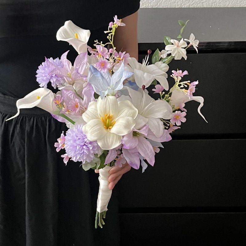 高级感新娘手捧花系列仿真花成品结婚领证拍照' 氛围感浪漫伴手礼Handheld flowers, simulated flowers, fake flowers, engagement certifi