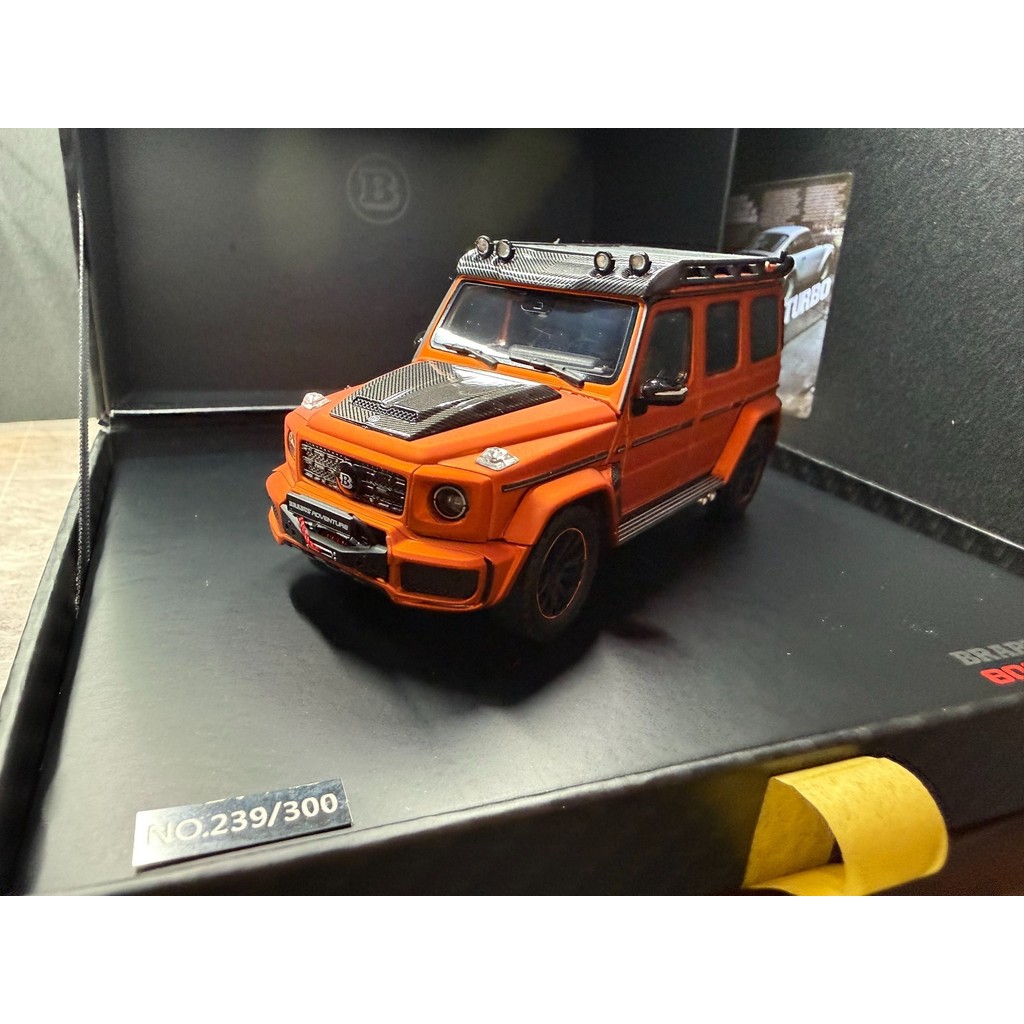 เกือบจริง 1: 43 Mercedes-Benz g Brabus Brabus G800 Discovery Package