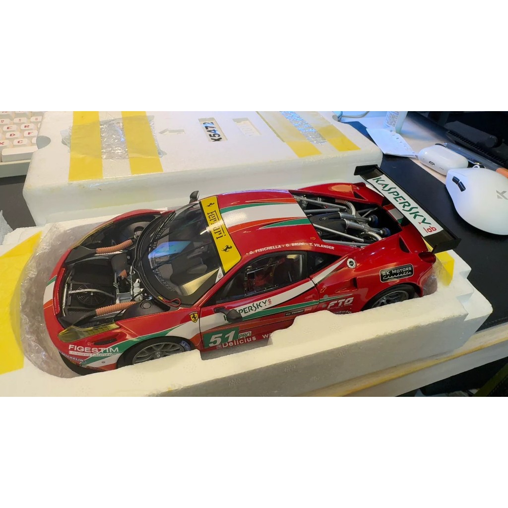 [Out-of-Print Single] Hotwheels Hotwheels 1/18 Ferrari Ferrari 458GT2 No. 51 รถรุ่น Fine elite Compl