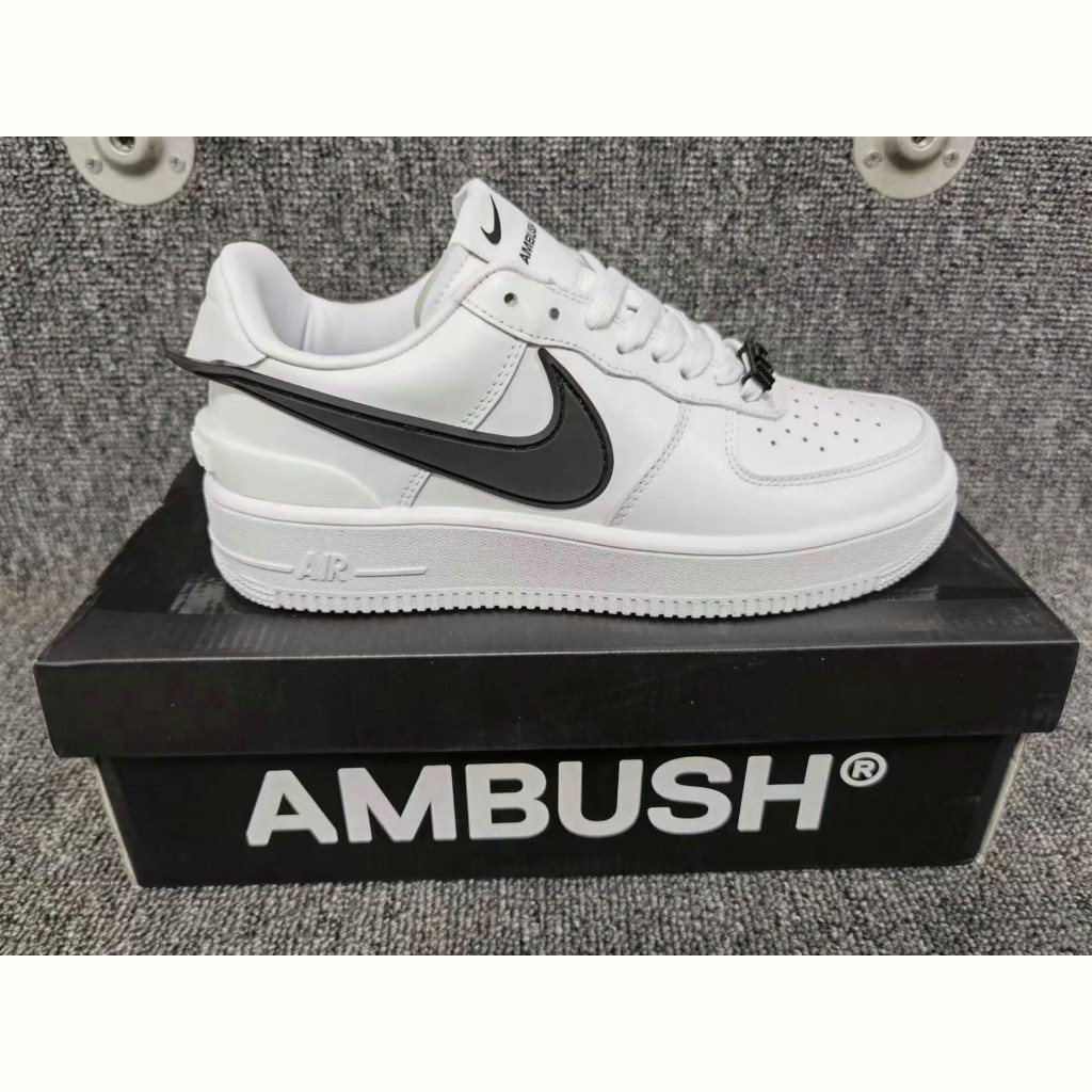 ลดล้างสต๊อก Ambush X Air Force 1 Low Top รองเท้าผ้าใบรองเท้าลําลอง AF1 สําหรับผู้ชายผู้หญิงพร้อมกล่อ