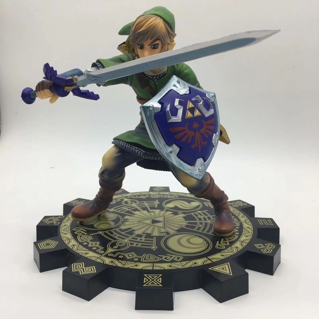The Legend of Zelda Skyward Sword Link 1/7 Scale Master Sword PVC Action Figure
