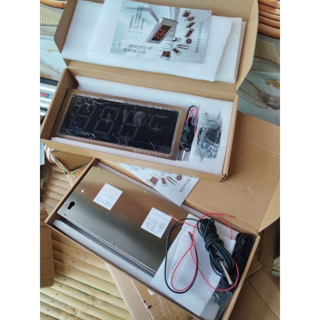 เครื่องวัดอุณหภูมิแบบดิจิทัล หน้าจอ LED ขนาดใหญ่ เครื่องวัดอุณหภูมิห้องเย็น…