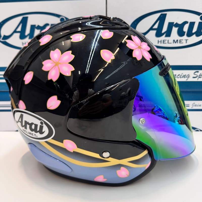 ARAI VZ RAM หมวกกันน็อคครึ่งใบซากุระสีดํา ARAI หมวกกันน็อคครึ่งใบมอเตอร์ไซค์ หมวกกันน็อคขี่มอเตอร์ไซ
