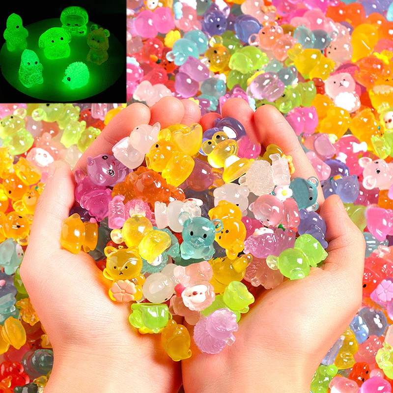 GeeToy 20 ชิ้น แบบสุ่ม สัตว์น่ารักเซอร์ไพรส์! ของเล่นถุงปริศนา ตัวเล็กเรืองแสงได้ น่ารักสะสมได้ thumbnail 3