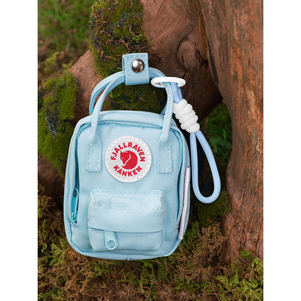 Arctic Fox สวีเดน กระเป๋าและหูฟังแขวนคอ พร้อมตุ๊กตาขนาดเล็กสำหรับนักเรียน