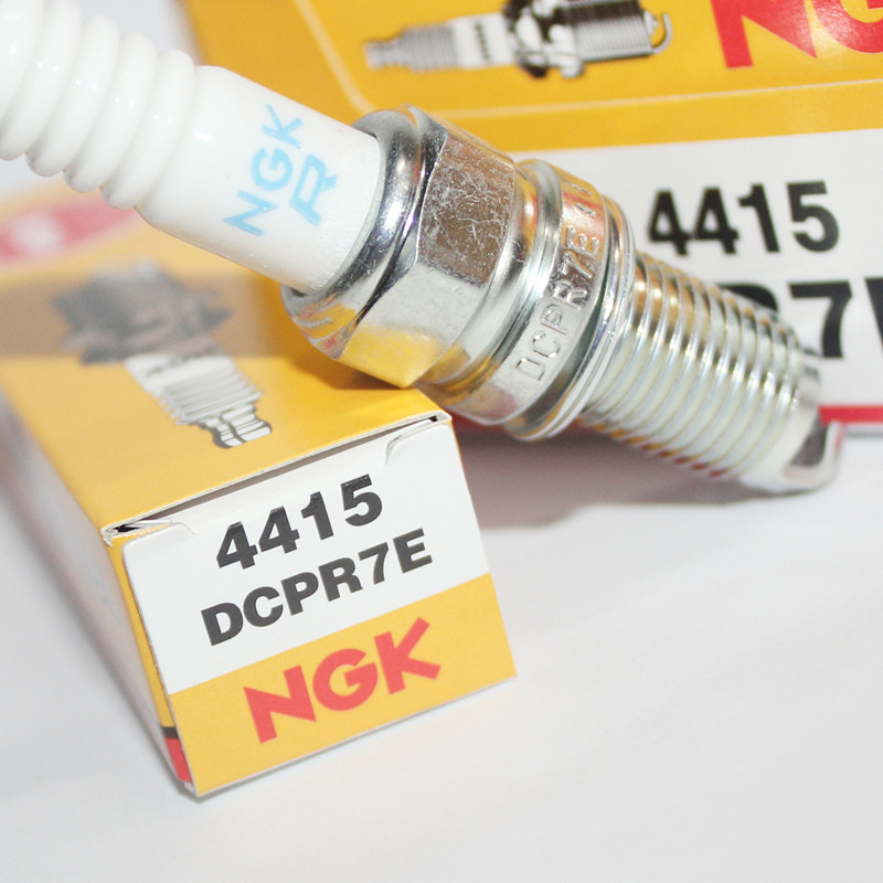 หัวเทียน NGK PR7E 4415 เหมาะสําหรับ Baojun 730 560 Hongguang S Rongguang Beidou Star Leah Nale Chi
