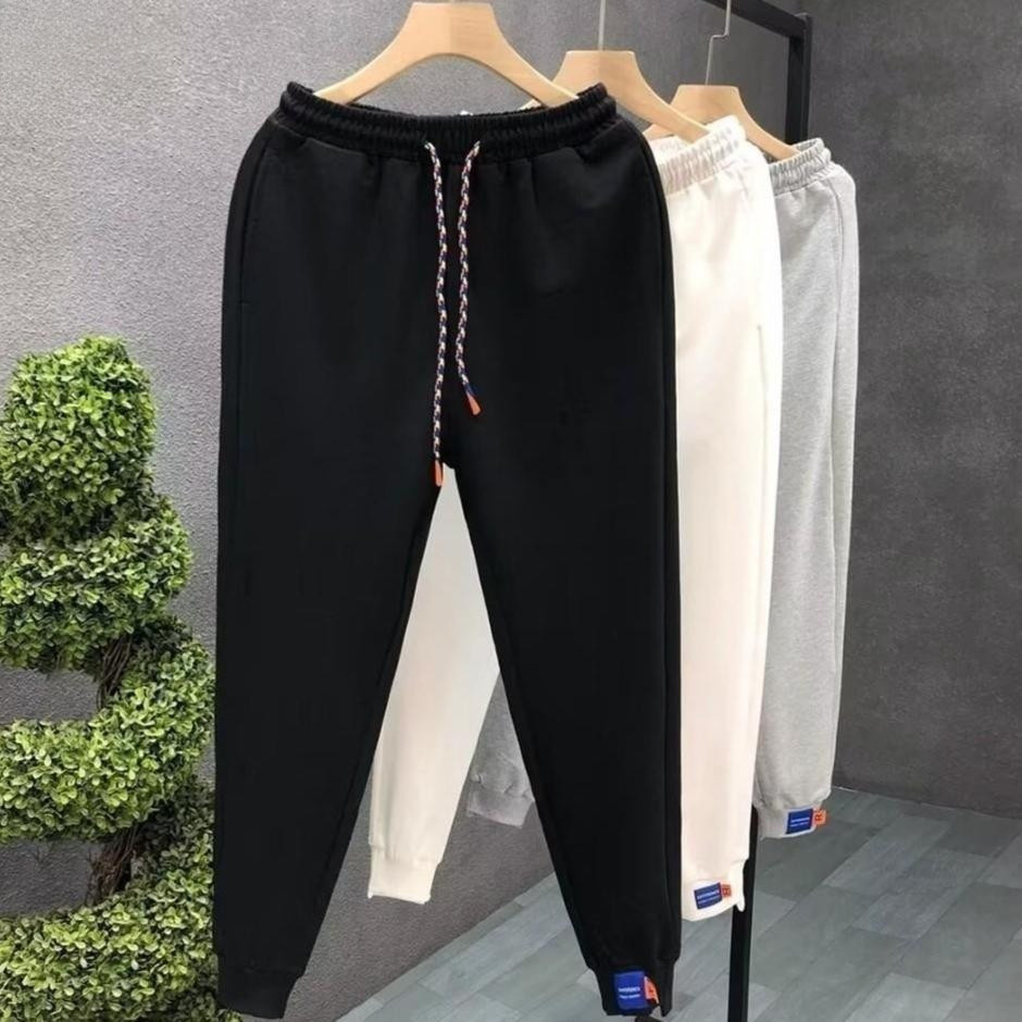 กางเกงลำลองผู้ชาย:size M+5XL, เอวยางยืด ทรงหลวม สบายสำหรับจ๊อกกิ้ง และใส่ในฤดูร้อน สีดำและสีเทา