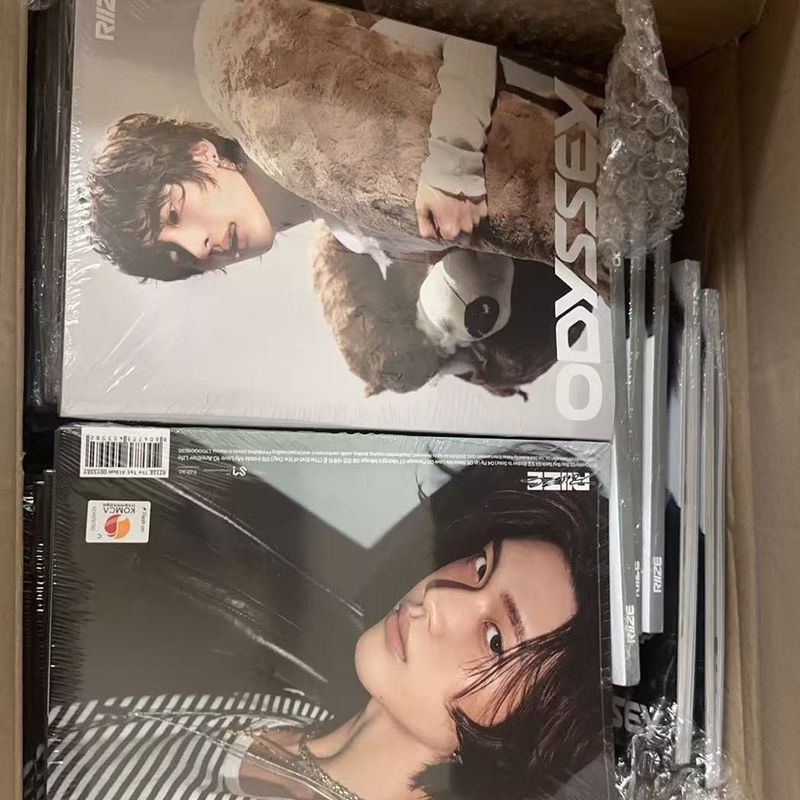 【พร้อมส่ง】riize ตุ๊กตา ตุ๊กตาเกาะ ตุ๊กตากวนๆ จี้พวงกุญแจ ตุ๊กตาหลอน ตุ๊กตา การ์ด riize album photoca