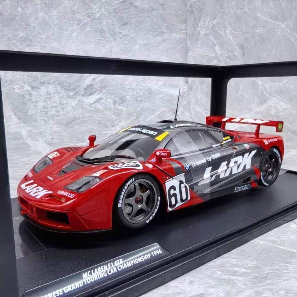 SOLIDO 1/18 MCLAREN F1 GTR 1996 #60 โมเดลรถแข่ง McLaren Steerable