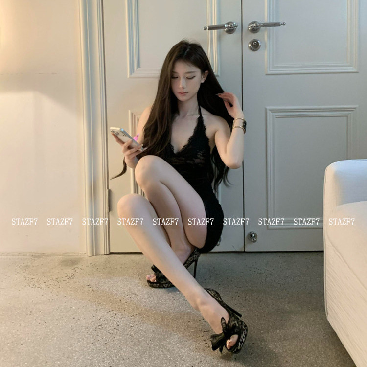 Umiko STAZF7 Pure Desire ลูกไม้คอวีกระโปรงเชือกแขวนคอหญิงฤดูร้อนเซ็กซี่สาวร้อนผูกปมกระโปรงสะโพก