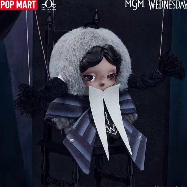 [ของแท้] Popmart SKULLPANDA x Wednesday Plush Doll Pendant (Never Moore College Uniform Version)