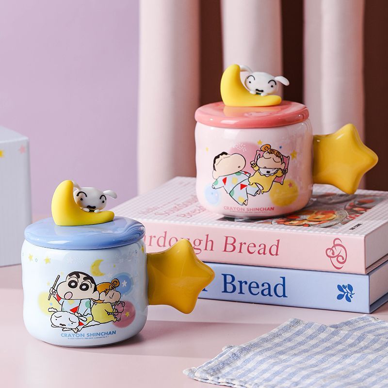 Crayon Shin-Chan Mug แก้วเซรามิคน่ารักพร้อมฝาปิด Crayon Shin-Chan ถ้วยน้ํา Crayon Shin-Chan ถ้วยของข